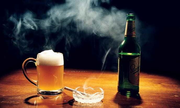 Alkoholis ir rūkymas kaip krūties osteochondrozės priežastis