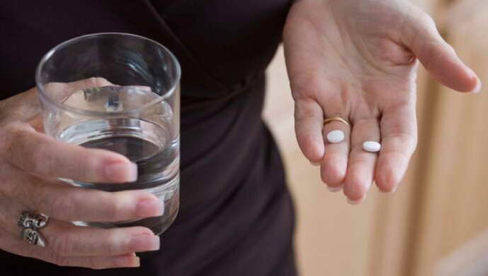 Tablečių, skirtų krūtinės ląstos osteochondrozei